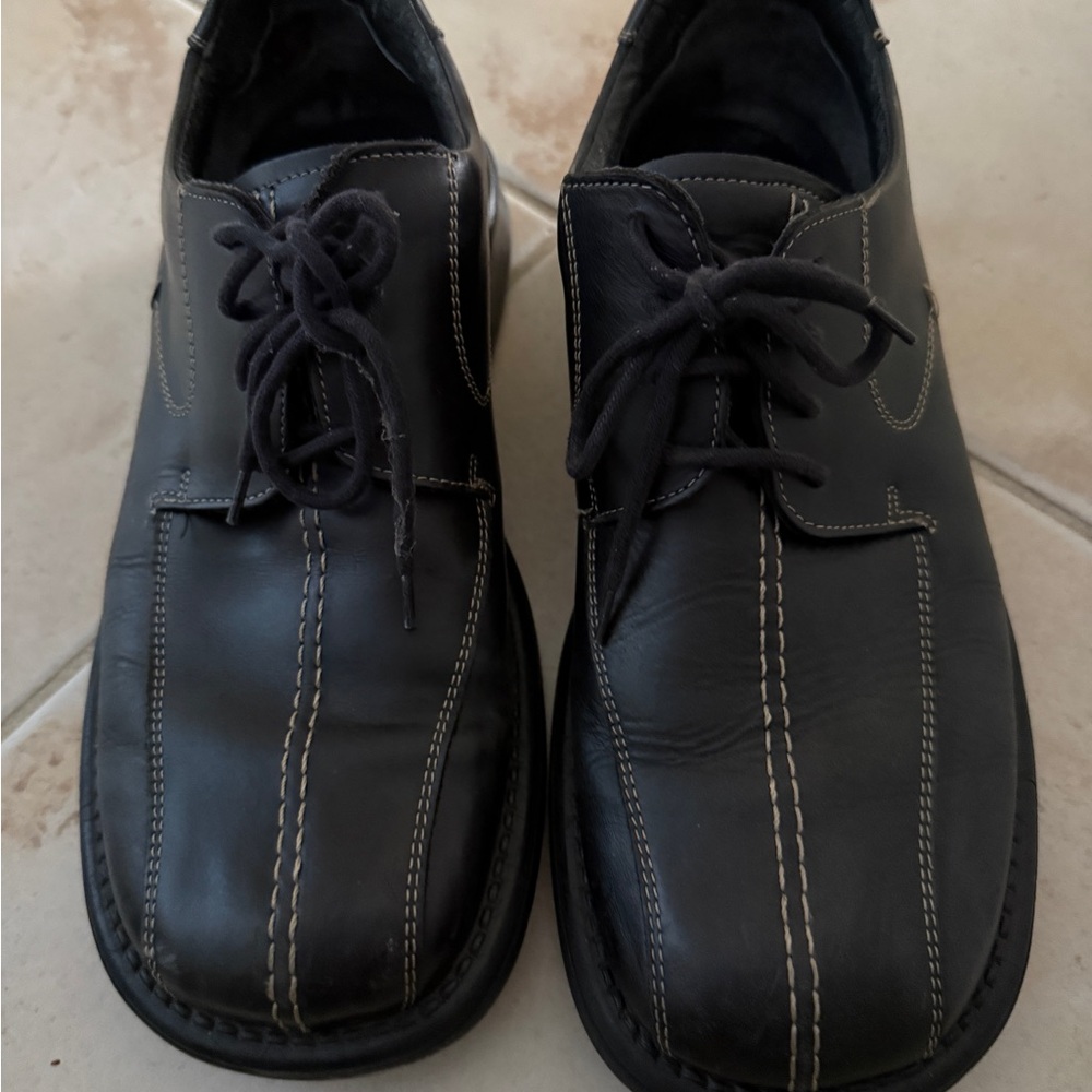 Reaction Kenneth Cole Black Oxfords
